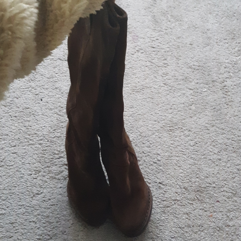 Brown boots